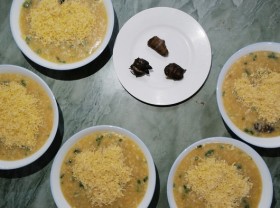 Image: 'Au tau' - a special porridge favoured by H'mong people in Ha Giang