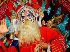 Image: Vietnamese traditional performing art introduced to the world
