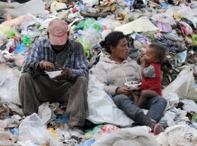 Image: COVID-19 pandemic poses risk of increasing poverty