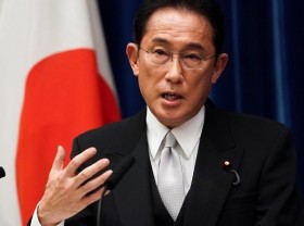 Image: Support for Japan PM up as voters welcome his COVID measures