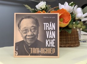 Image: Books to be released on late legendary musician Khê