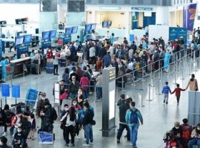 Image: Aviation authority suggests limiting repatriation flights to Noi Bai, Tan Son Nhat