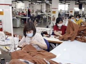 Image: Vietnam-Laos trade value surges over 30 percent in 2021