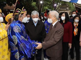 Image: [Photos] General Secretary Nguyen Phu Trong pays Tet visit to Bac Ninh Province