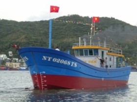 Image: Thuy Tien ship with a composite fishing logistics service