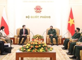 Image: Vietnam, Poland beef up defence cooperation
