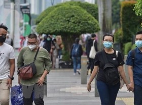 Image: Indonesia shortens COVID-19 quarantine time