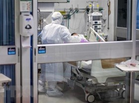 Image: Thai government continues to cover all COVID-19 treatment costs