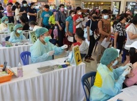 Image: Thailand launches fourth COVID-19 shot in 10 provinces