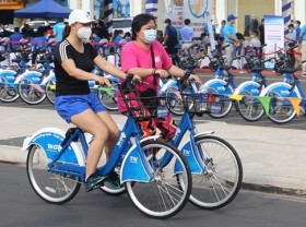 Image: Bike rental service attracts young people in HCM City