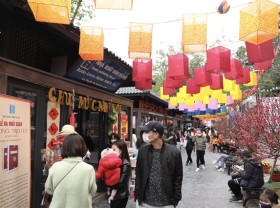 Image: Hà Nội receives 105,000 visitors during Lunar New Year holiday