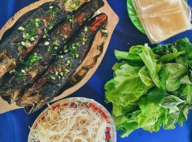 Image: Interesting things on the Southern Tet tray