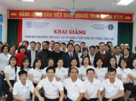 Image: IPHM trainer training course in Hung Yen province
