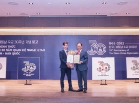 Image: Winners of logo design contest marking 30 years of Vietnam-RoK ties announced