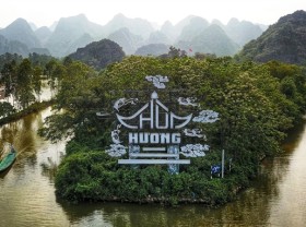 Image: Perfume Pagoda Complex reopens in Hà Nội after long closure