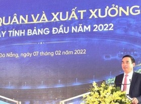 Image: First locally-made tablets roll off production line in Da Nang