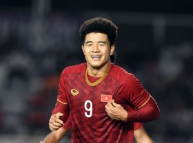 Image: Striker Ha Duc Chinh was contaminated with Covid-19 by a fast check