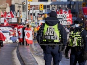 Image: Canada's Trudeau invokes emergency powers in bid to end protests