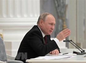 Image: Putin authorizes "special military operation" in Donbass