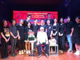 Image: HCM City artist to perform, explain traditional art forms