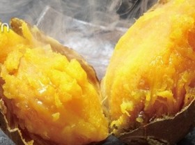 Image: There is no oven, putting potatoes in this type of rice cooker is still sweet and delicious