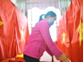 Image: National flags from the small village