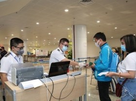 Image: Spokesperson informs press on policy on visa, vaccine passport