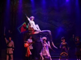 Image: Reformed opera recreation celebrates afresh the heroism of Trưng sisters