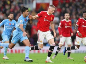 Image: Feedback Manchester Metropolis vs Manchester United (23:30 March 6, 2022) spherical 28 of the English Premier League: Manchester Metropolis is dyed blue