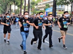 Image: Thousands run in Ho Chi Minh City in response to Earth Hour