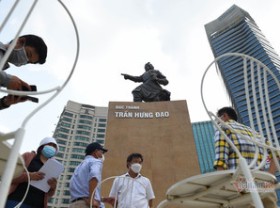 Image: Statue of Saint Tran Hung Dao before the inauguration day