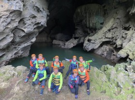 Image: 3 days 2 nights conquer Tu Lan cave system