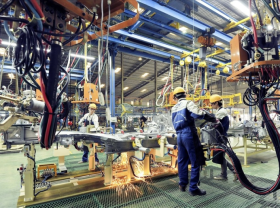 Image: Major foreign manufacturers provide opportunities for support industries
