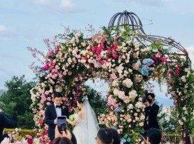Image: See the majestic supercars touchdown on the marriage ceremony of the century of Son Ye Jin and Hyun Bin