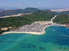 Image: Picturesque fishing village in the coastal town of Quy Nhon