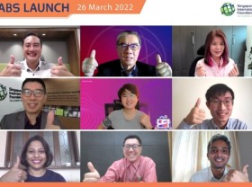 Image: New virtual volunteering program trains youths in digital skills