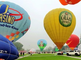 Image: Tuyên Quang Province skies filled with hot air balloons