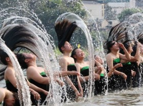 Image: Bringing the White Thai hair-washing festival back to life in Lai Châu