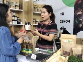 Image: Over 1,000 spice products on display in Ho Chi Minh City