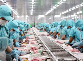 Image: Vietnam enjoys 2.53 billion USD of trade surplus in four months
