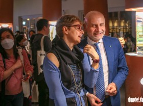 Image: Hanoi exhibition showcases Bat Trang ceramic boots inspired by Italian culture