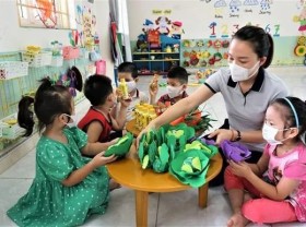 Image: Kindergarten youngsters in Hanoi are about to return to highschool immediately