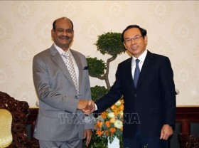 Image: Ho Chi Minh City leader receives Speaker of Indian lower house