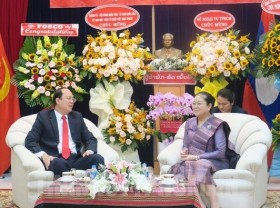 Image: Ho Chi Minh City leaders extend greeting to Lao diplomats on Bunpimay