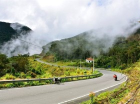 Image: The charming beauty of Hòn Giao Pass