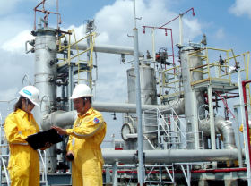 Image: PM urges increased competitiveness, efficiency of SOEs