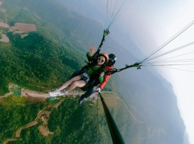 Image: Camping and paragliding: Destinations to avoid crowds on holidays near Hanoi