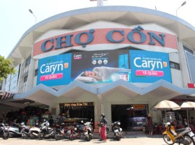 Image: Food heaven in Da Nang Con market