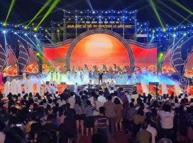 Image: Cua Lo Tourism Festival kicks off in Nghe An Province