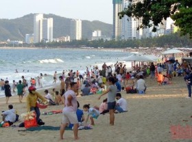 Image: Tour bookings for upcoming holidays surge